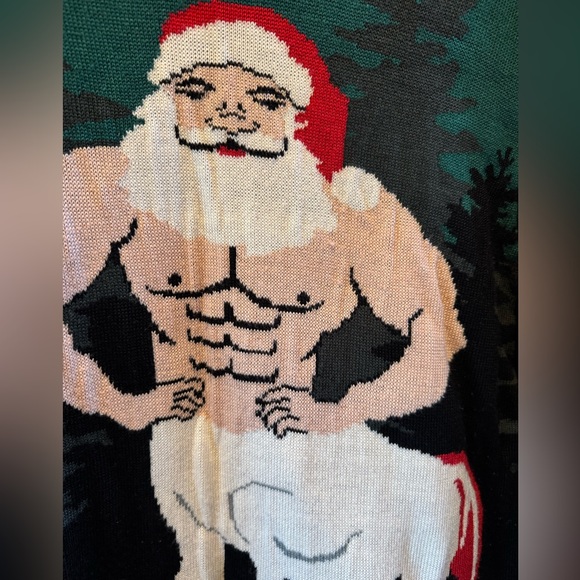 Men’s Tipsy Elves Sin-tar Claus Ugly Sweater - Picture 4 of 5